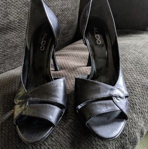 Black Aldo Heels